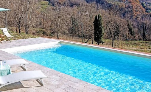 Villa in Barga, Tuscany, Italy 1