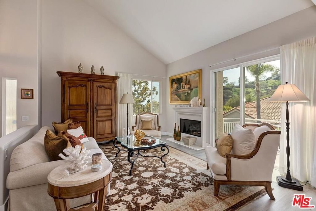 Condo in Los Angeles, California, United States 5 - 16959289