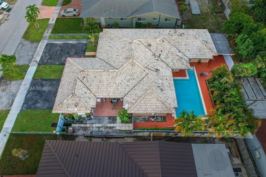 Haus in Hialeah, Florida, Vereinigte Staaten 3 - 16636366
