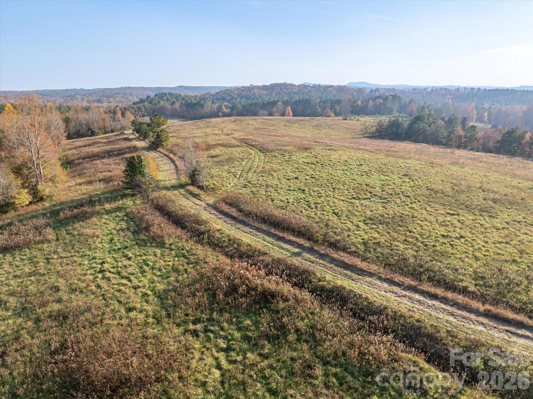 Land in Mill Spring, North Carolina, United States 1 - 16664918