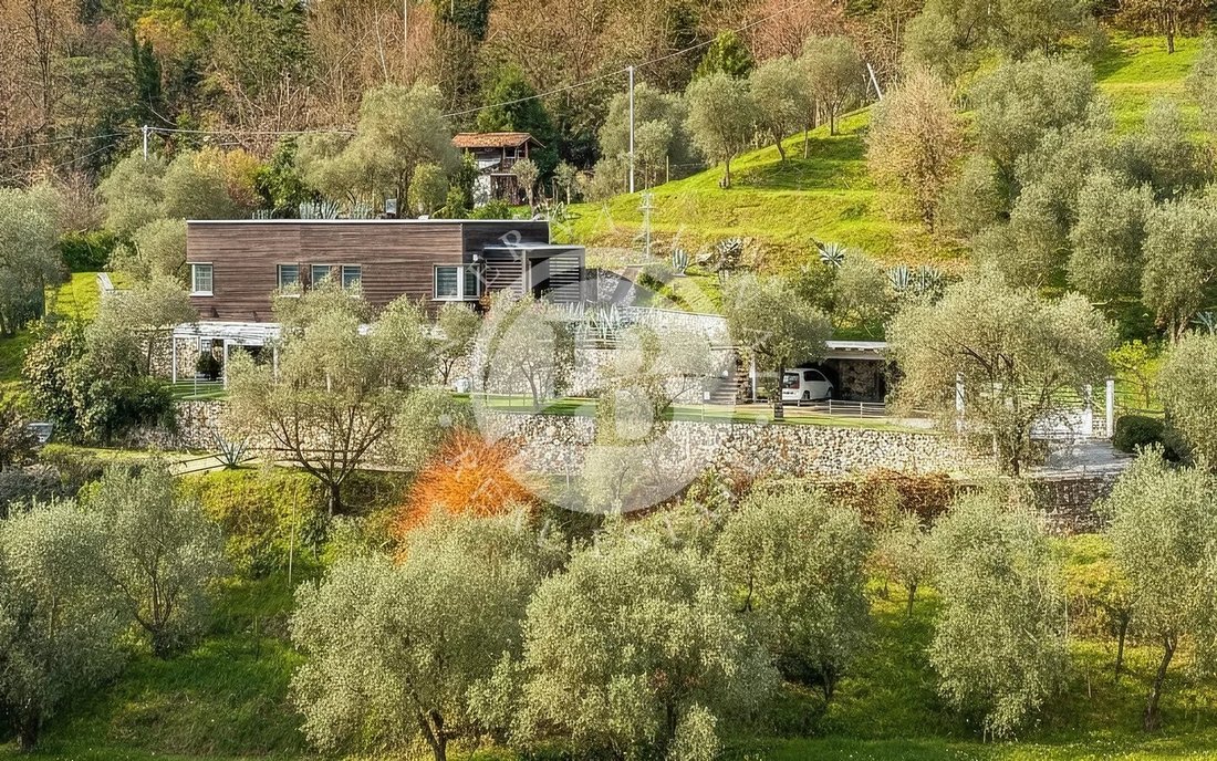 Villa in Beverino, Liguria, Italy 1 - 16958225