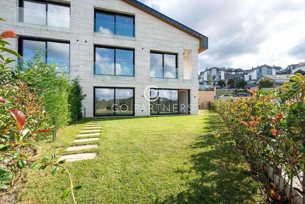 Uskumruköy, İstanbul, Turkey 1 - 16960470