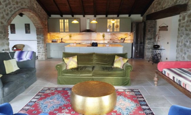 Villa in Barga, Tuscany, Italy 2 - 16958077