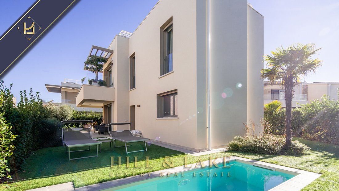Villa in Colombare, Sirmione, Lombardy 2 - 16961521