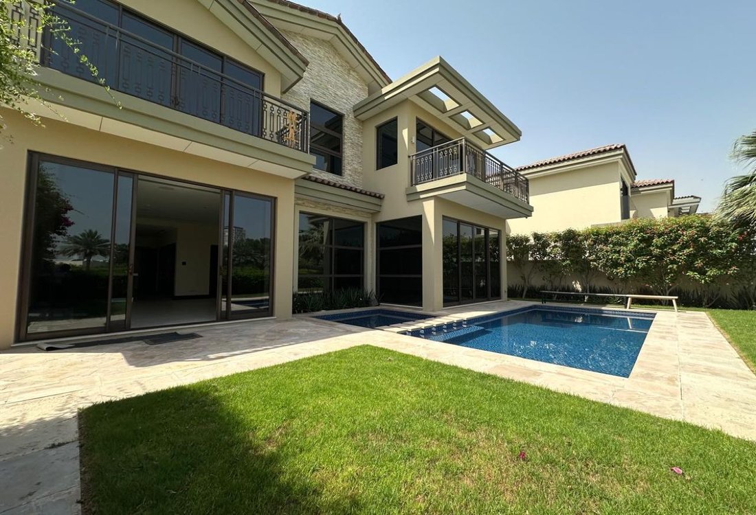 Villa in Jumeirah Golf Estates, Dubai, United Arab Emirates 1 - 16961995