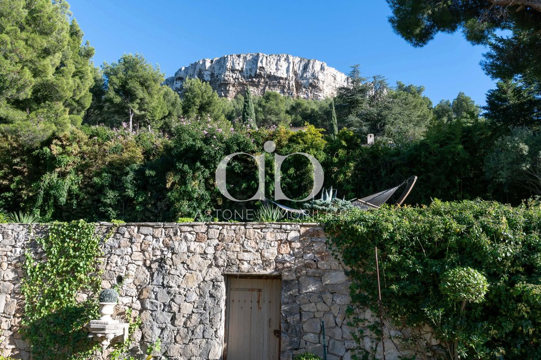 House in Cassis, Provence-Alpes-Côte d'Azur, France 1 - 16961862