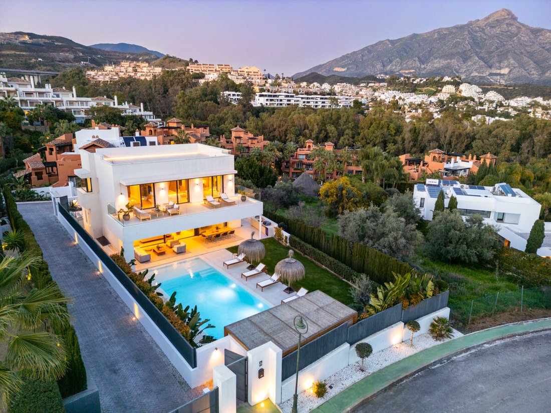 Villa in Marbella, Andalusia, Spain 1 - 16961933