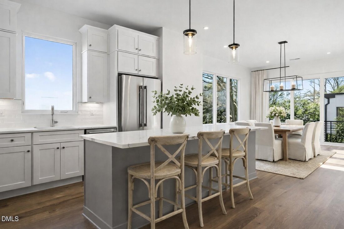Townhouse in Raleigh, North Carolina, United States 2 - 16876316