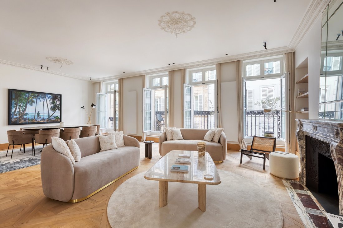 Apartment in Vaugirard-Parc des Expositions, Paris 15e Arrondissement, Paris 2 - 16961525