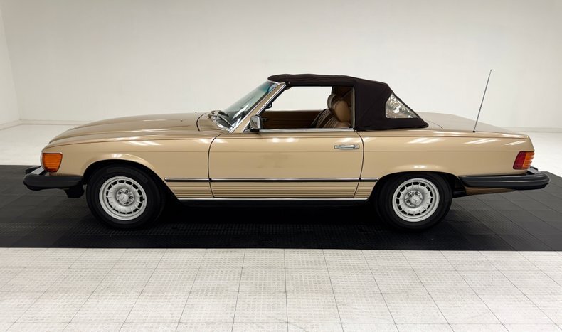 Cabriolet in Morgantown, United States 5 - 16961954