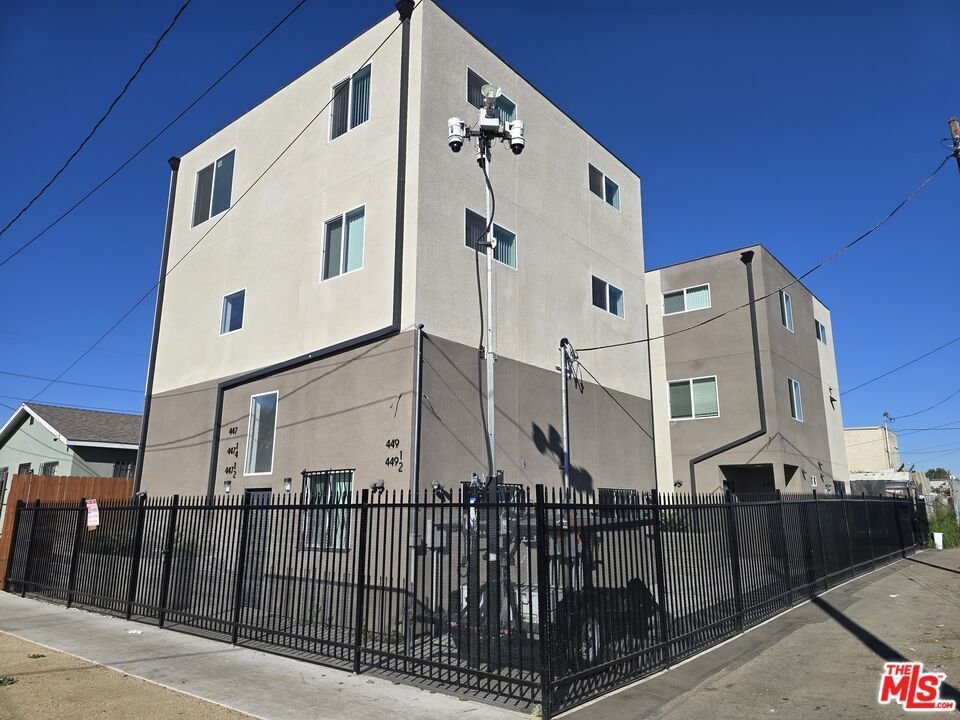 Los Angeles, California, United States 2 - 16961708