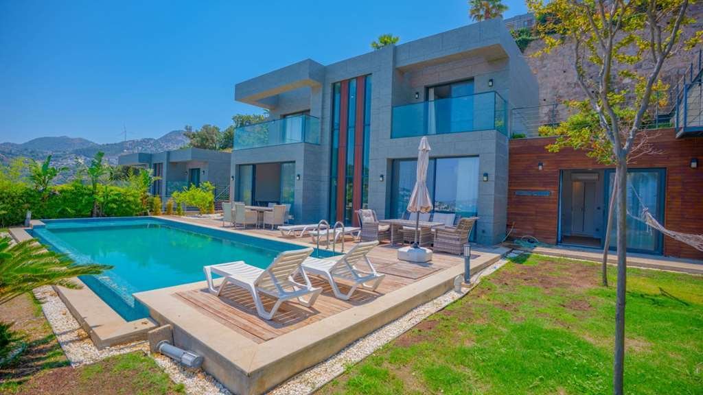 Villa in Yalıkavak, Muğla, Turkey 1 - 16960077