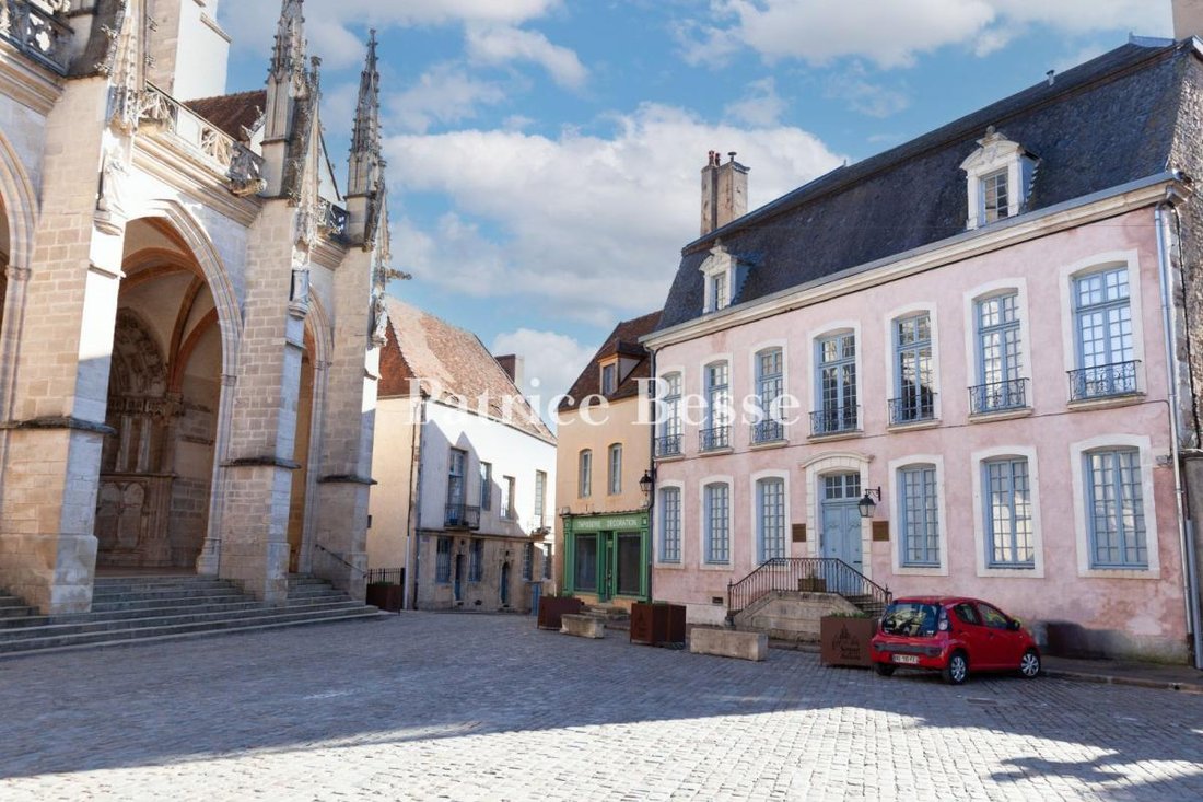 House in Semur-en-Auxois, Bourgogne – Franche-Comté, France 2 - 13738438