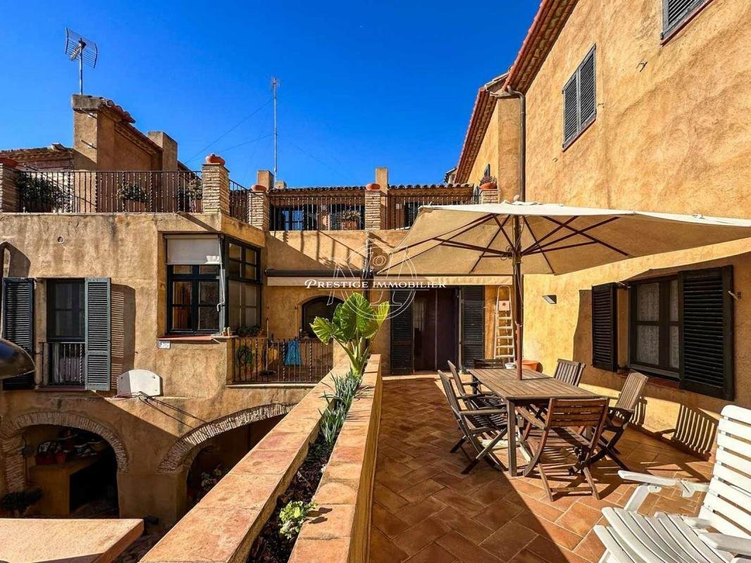 House in Castello d'Empuries, Catalonia, Spain 2 - 16544740