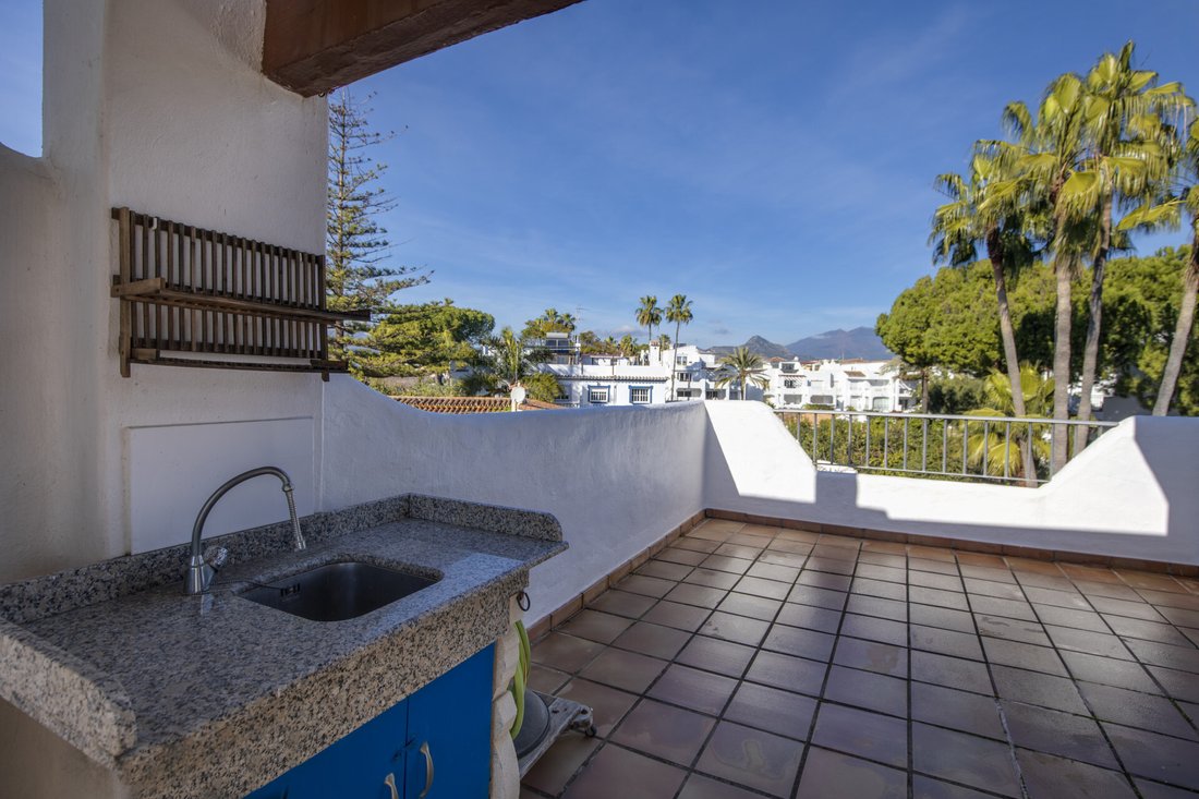 Townhouse in Estepona, Andalusia, Spain 3 - 16962266