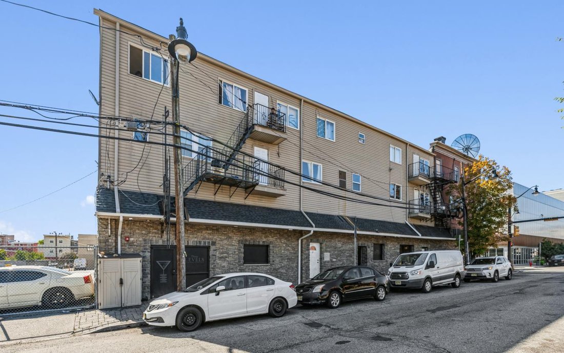 House in Newark, New Jersey, United States 2 - 16962286