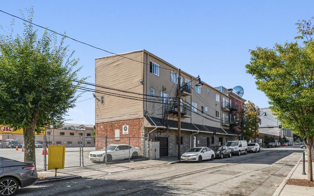 House in Newark, New Jersey, United States 1 - 16962286
