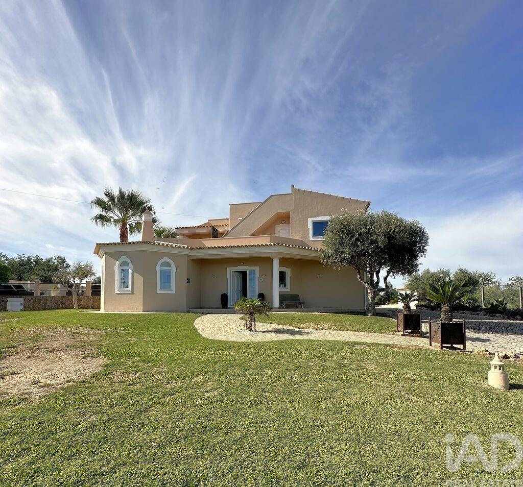 Townhouse in Armacao de Pera, Algarve, Portugal 3 - 16962803