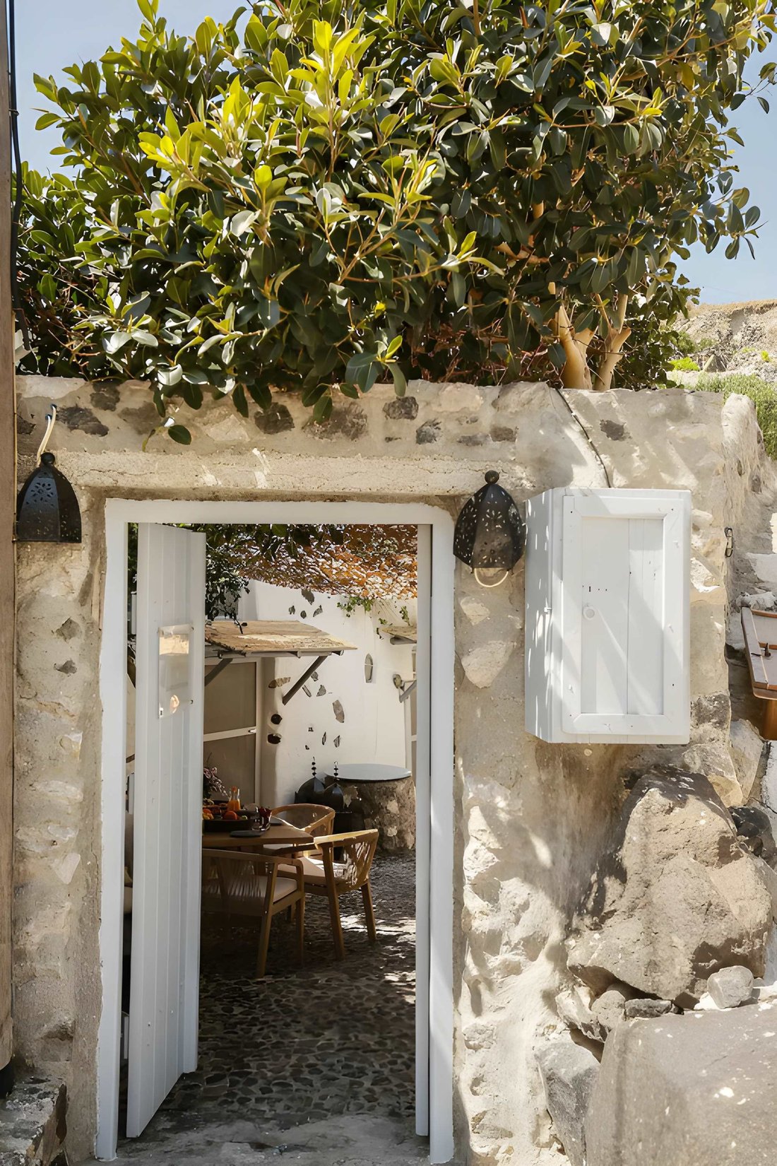 House in Thira, Aegean, Greece 4 - 16962783