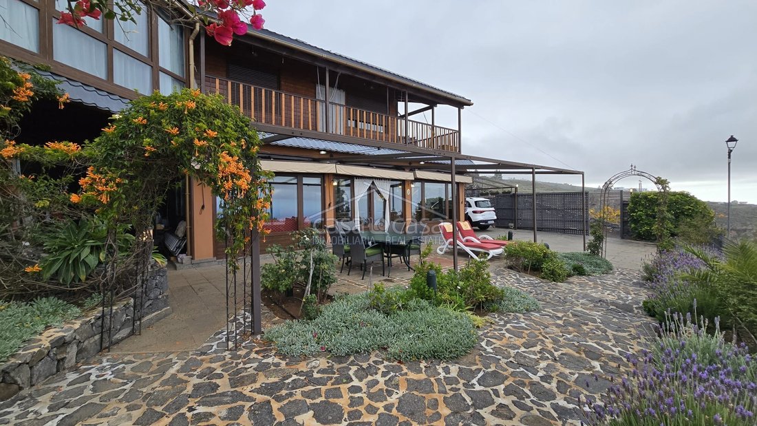 House in Guia de Isora, Canary Islands, Spain 1 - 16962832