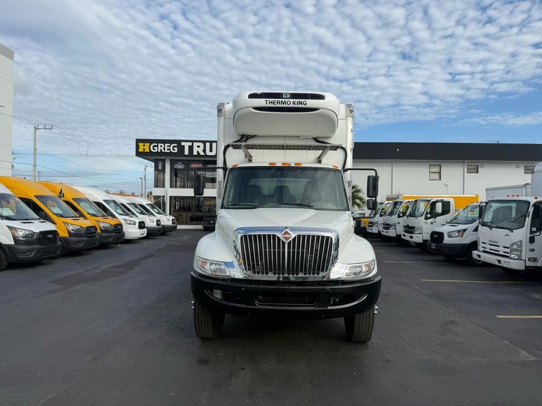 Pickup in Miami, FL, United States 2 - 16962666