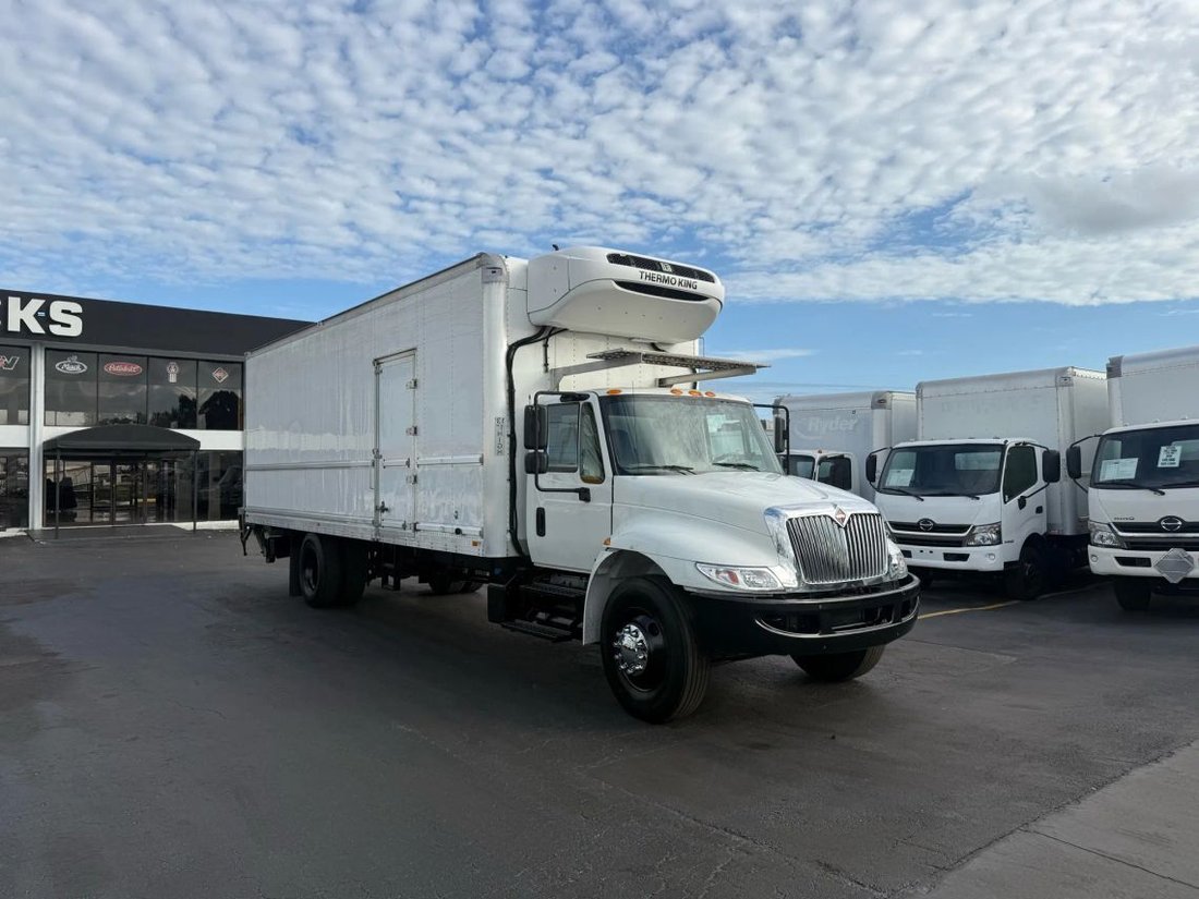 Pickup in Miami, FL, United States 3 - 16962666