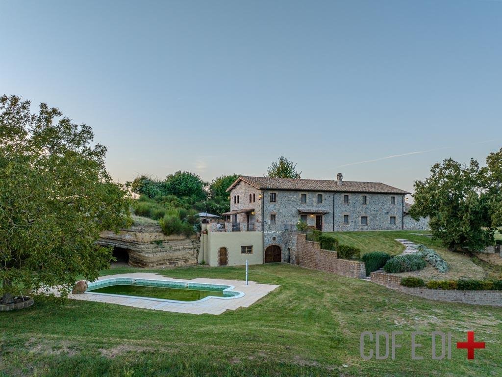 Casa di campagna a Bolsena, Lazio, Italia 2 - 16963016