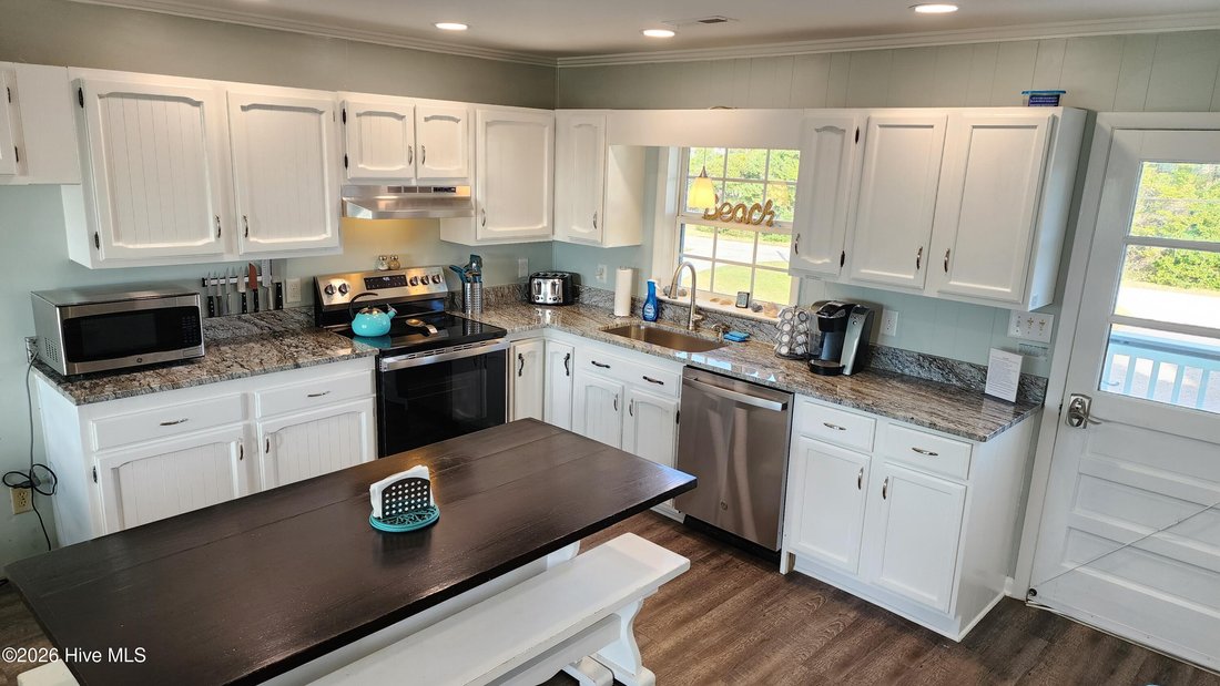 Apartment in Emerald Isle, North Carolina, United States 3 - 16963274
