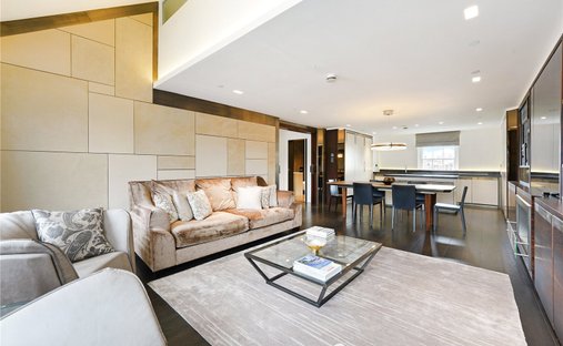 Apartment in Belgravia, Westminster, England 1