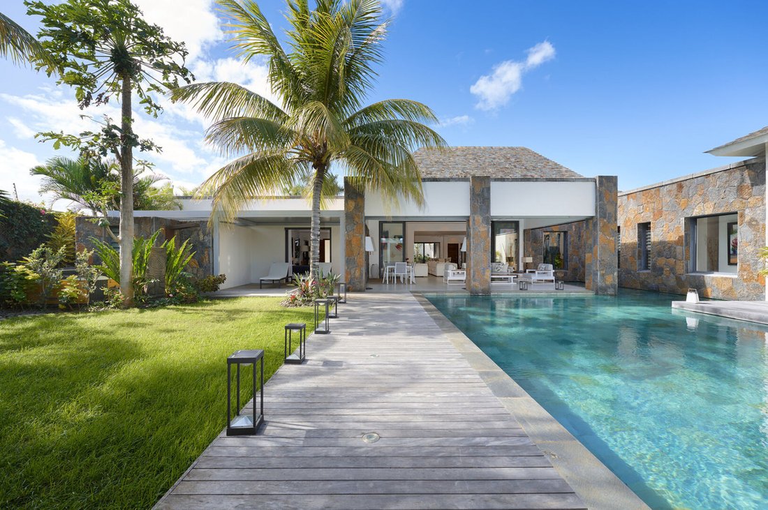 House in Grand Baie, Rivière du Rempart District, Mauritius 1 - 14783510