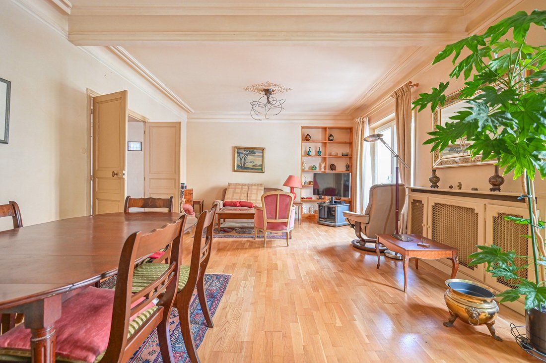 Apartment in Enfants Rouges, Paris 3e Arrondissement, Paris 1 - 15869477