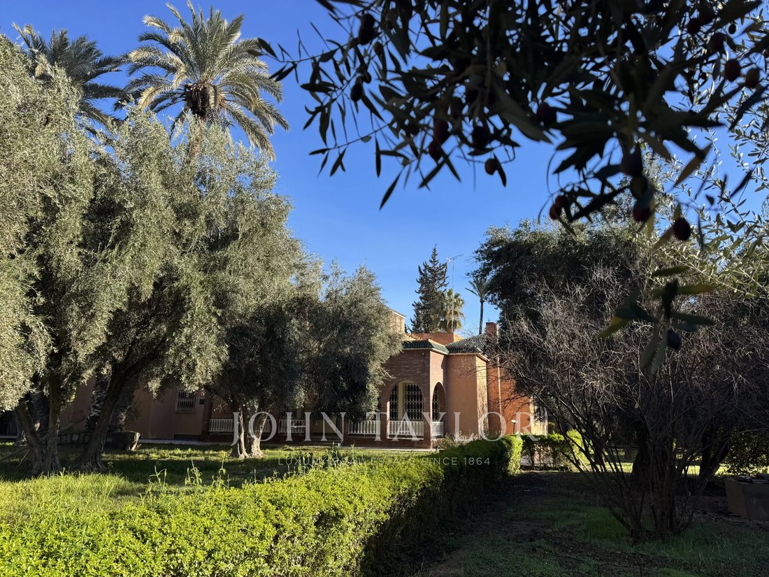 Villa in Menara, Marrakesh-Safi, Morocco 2 - 15064532
