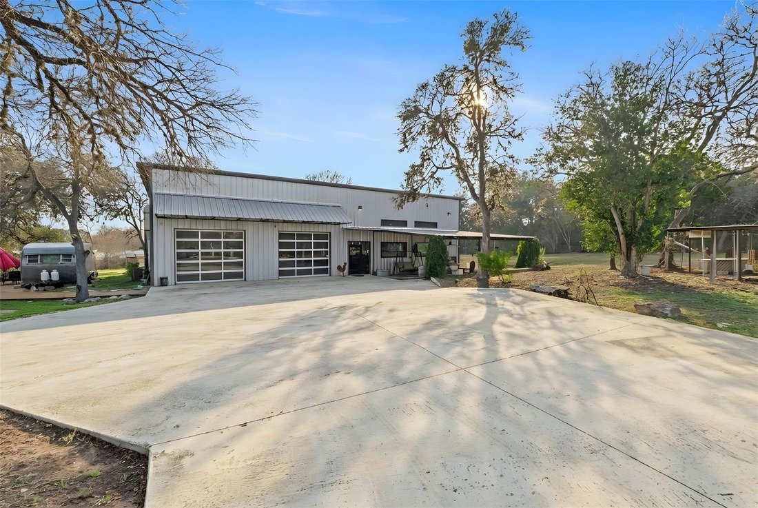 House in Manchaca, Texas, United States 1 - 16963206