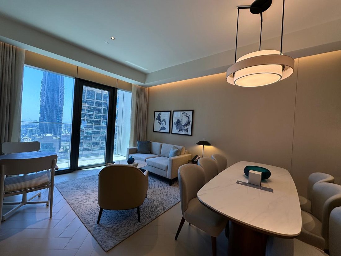 Apartment in Burj Khalifa Lake, Downtown Dubai, Dubai 3 - 16967926