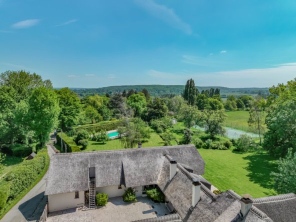 House in Les Mesnuls, Ile-de-France, France 3 - 16966391