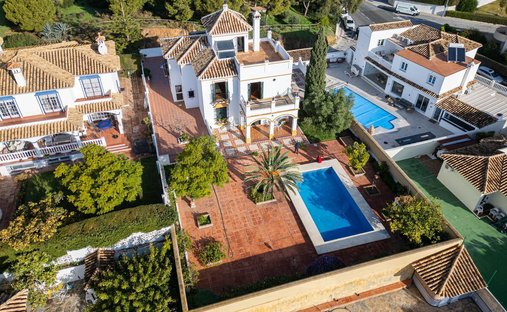 Villa a Arroyo de la Miel, Benalmádena, Andalusia 1