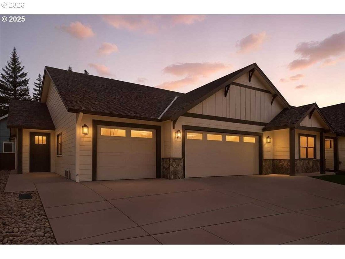 House in Vancouver, Washington, United States 2 - 16968233