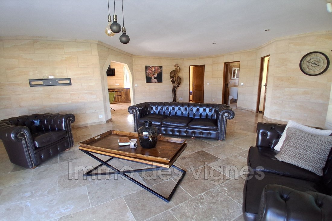 Villa in Lagrave-Le Bourg, Ambares-et-Lagrave, France 2 - 16964264