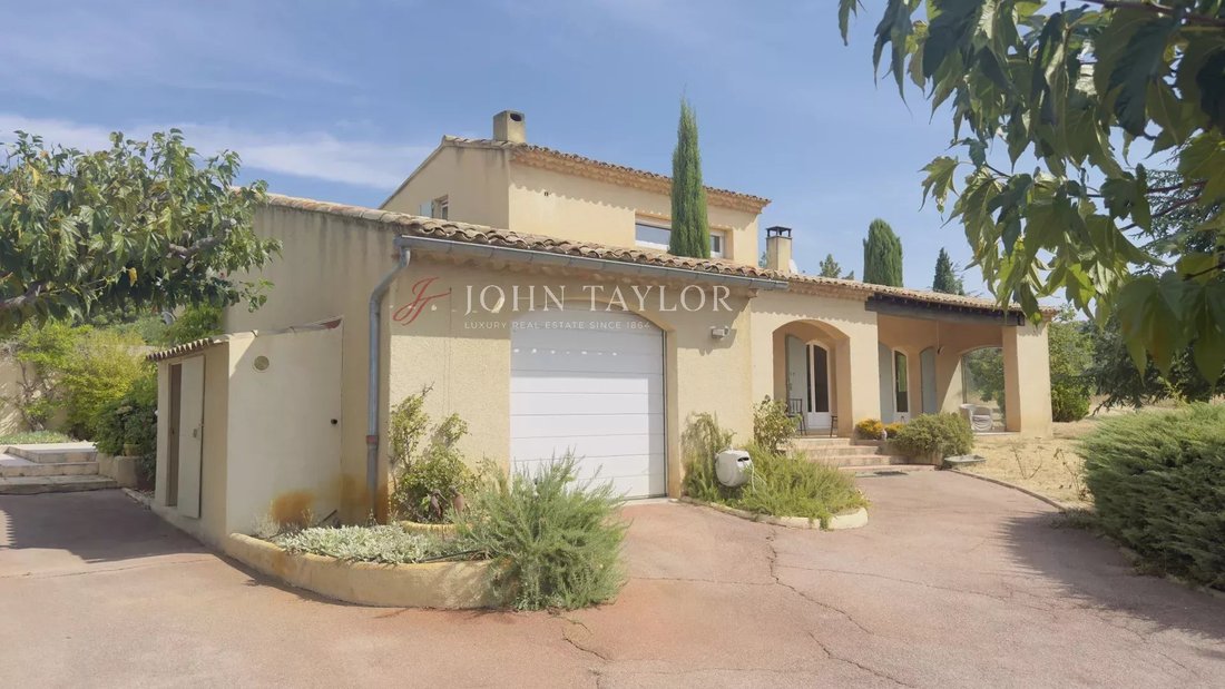 Villa in Lourmarin, Provence-Alpes-Côte d'Azur, France 1 - 16966790