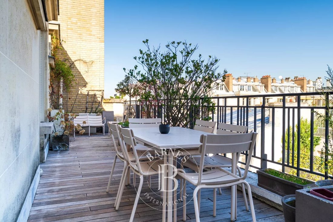Apartment in Muette Nord, Paris 16e Arrondissement, Paris 1 - 16966550
