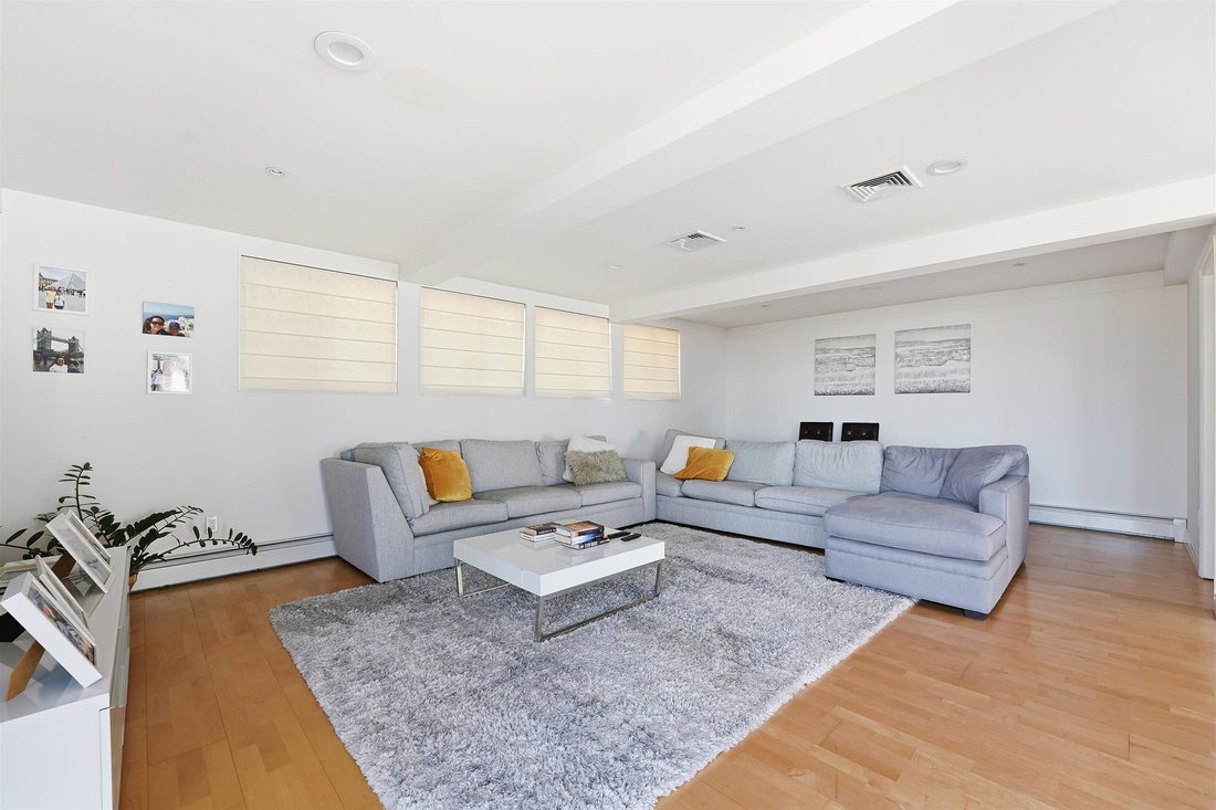 House in Tenafly, New Jersey, United States 2 - 16964806