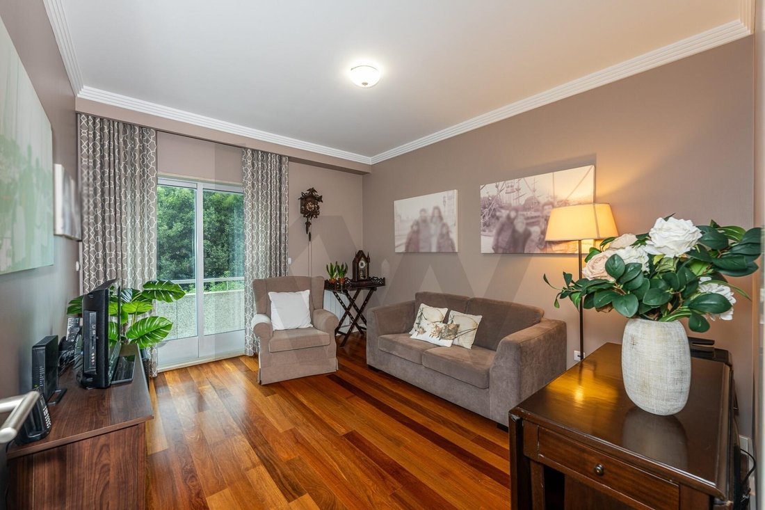 Apartment in Lordelo do Ouro e Massarelos, Porto District, Portugal 2 - 16968096