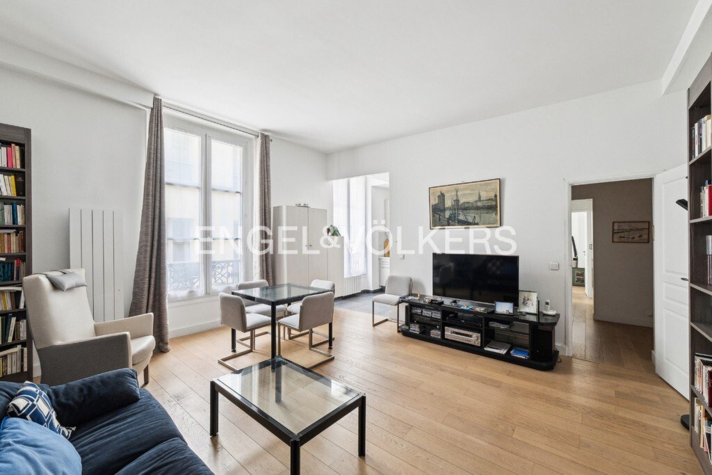 Apartment in Les Halles, Paris 1er Arrondissement, Paris 3 - 15114957