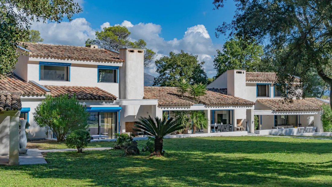 Villa in Village-Saint Julien-Saint Pierre, Biot, France 4 - 16964279