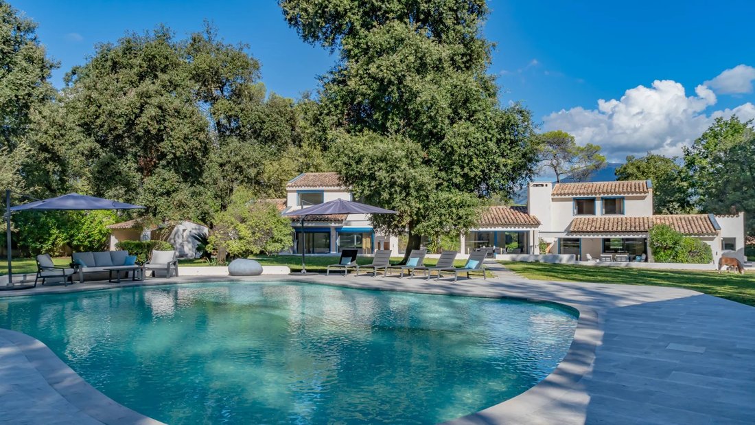 Villa in Village-Saint Julien-Saint Pierre, Biot, France 1 - 16964279