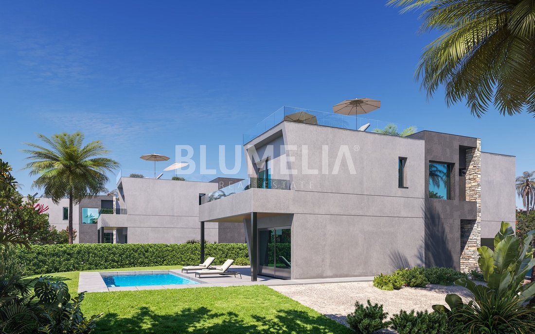 Villa in Calp / Calpe, Valencian Community, Spain 1 - 16967038