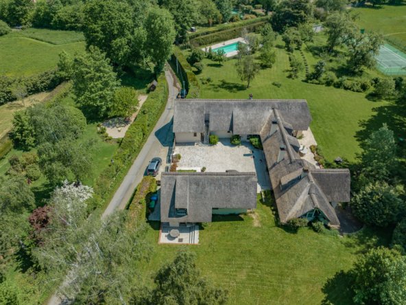 House in Les Mesnuls, Ile-de-France, France 5 - 16966391