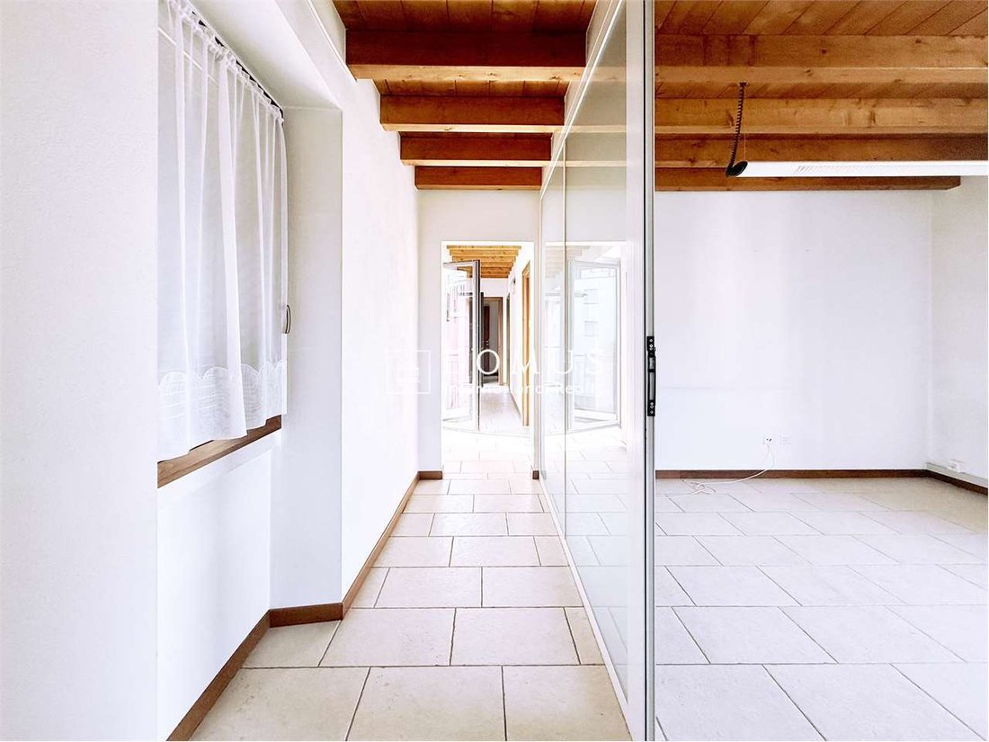 Impressive Apartment Also For Office Use