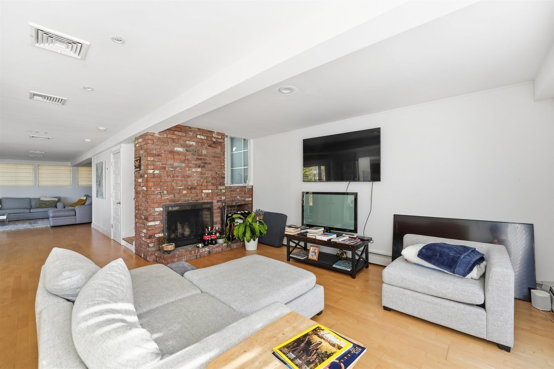 House in Tenafly, New Jersey, United States 5 - 16964806
