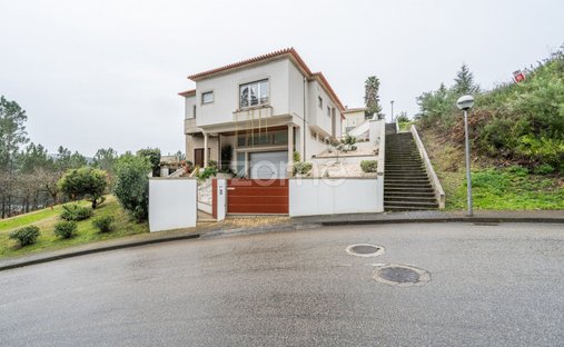 House in Gondomar (Sao Cosme), Valbom e Jovim, Porto District, Portugal 1